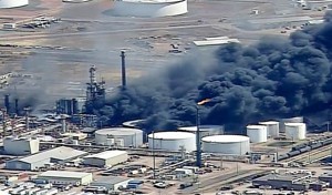 smoke rising from the Husky Energy oil refinery in Superior, Wisconsin after an explosion. (Image provided by KSTP-TV in Minneapolis)