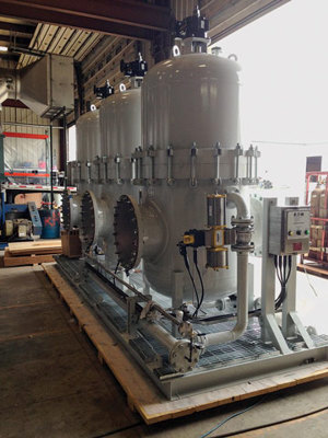 FIG. 1. An automatic self-cleaning strainer is used to protect downstream heat exchangers in a polysilicon production facility’s cooling water system.