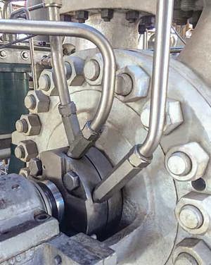FIG. 1. Stainless steel tubing on mechanical seal. Photo courtesy of Swagelok Corp.