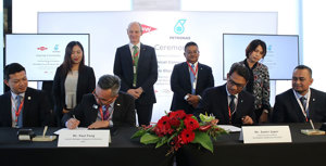 Signing on behalf of PETRONAS Chemicals Glycols Sdn Bhd was its Chief Executive Officer, Encik Zamri Japar and witnessed by PETRONAS Chemicals Group Berhad’s Managing Director/CEO, Datuk Sazali Hamzah. Meanwhile, Dow was represented by Country Manager, Dow Singapore &amp; Malaysia, Mr Paul Fong and witnessed by President, Dow Asia Pacific, Mr Jon Penrice